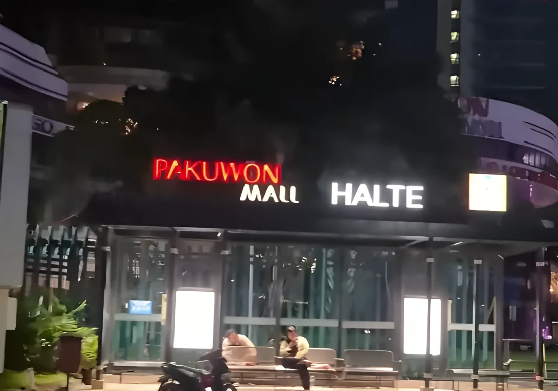Pagar Pakuwon Mall